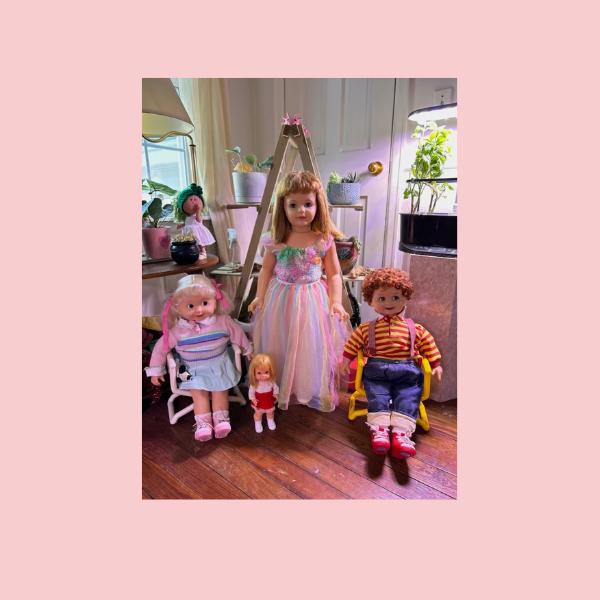 Vintage Doll Services